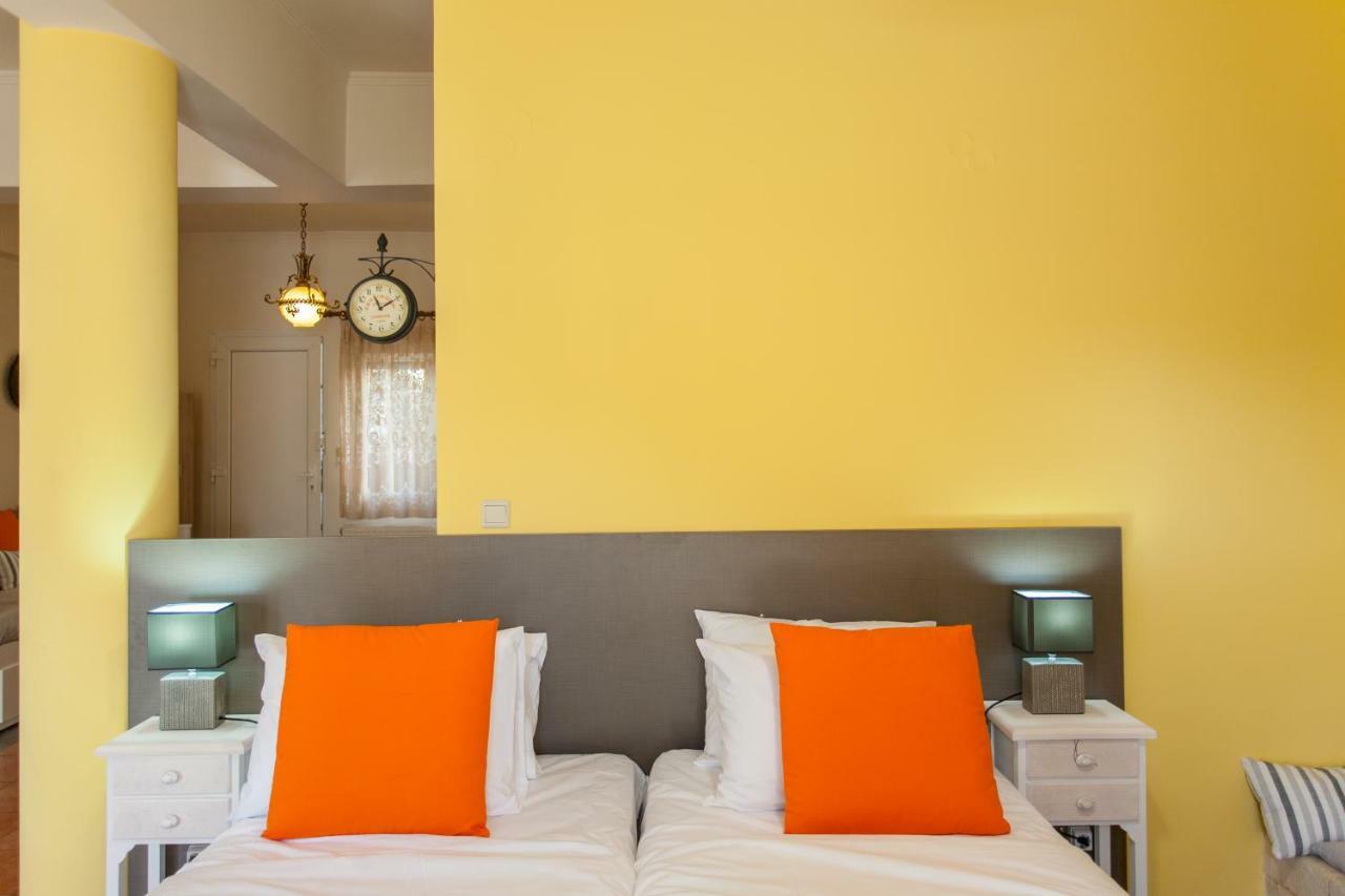 Evelia Apartment Galatas  Екстер'єр фото